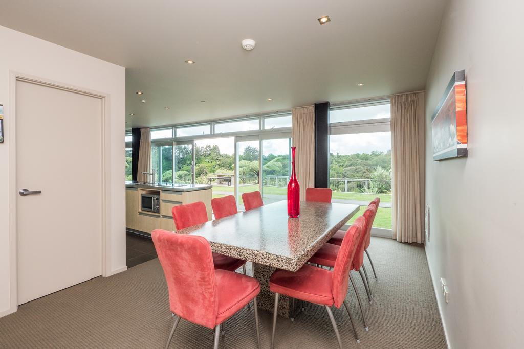 One Burgess Hill Aparthotel New Plymouth Exterior foto